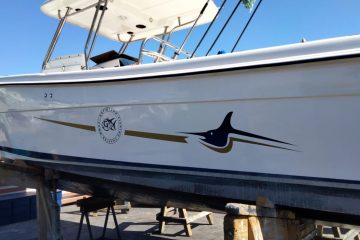 Vinilo de corte para barco azul con dorodo