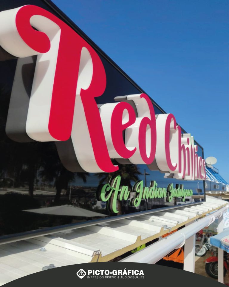 Letras De metacrilato con vinilo traslucido rojo